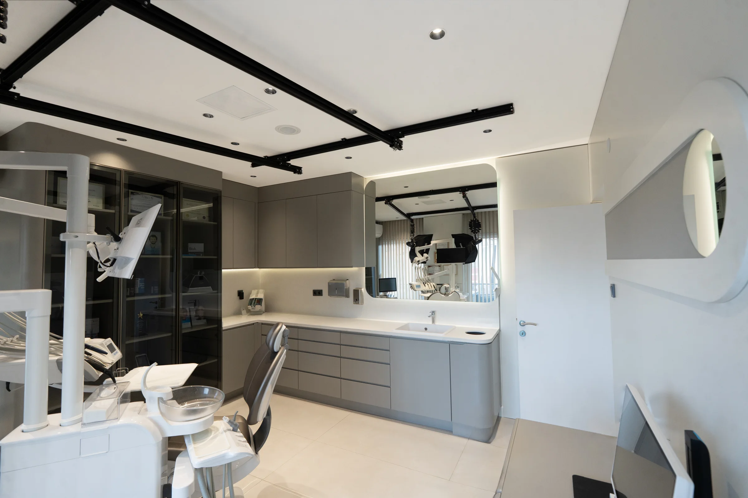 Yetişkin Kliniği Uygulaması