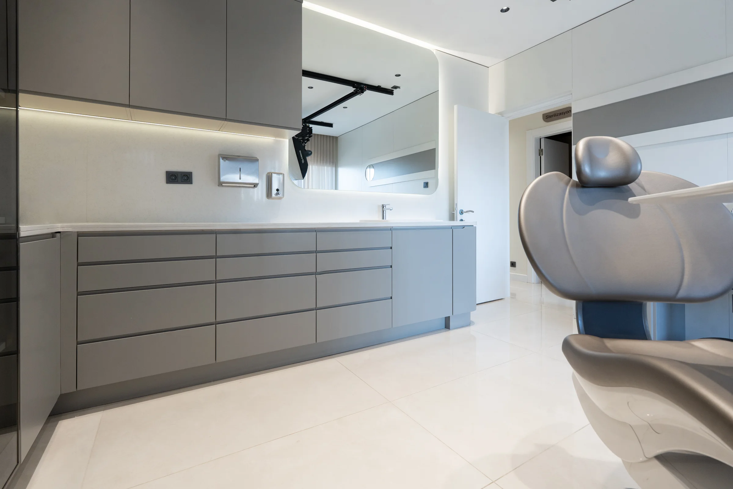 Yetişkin Kliniği Uygulaması